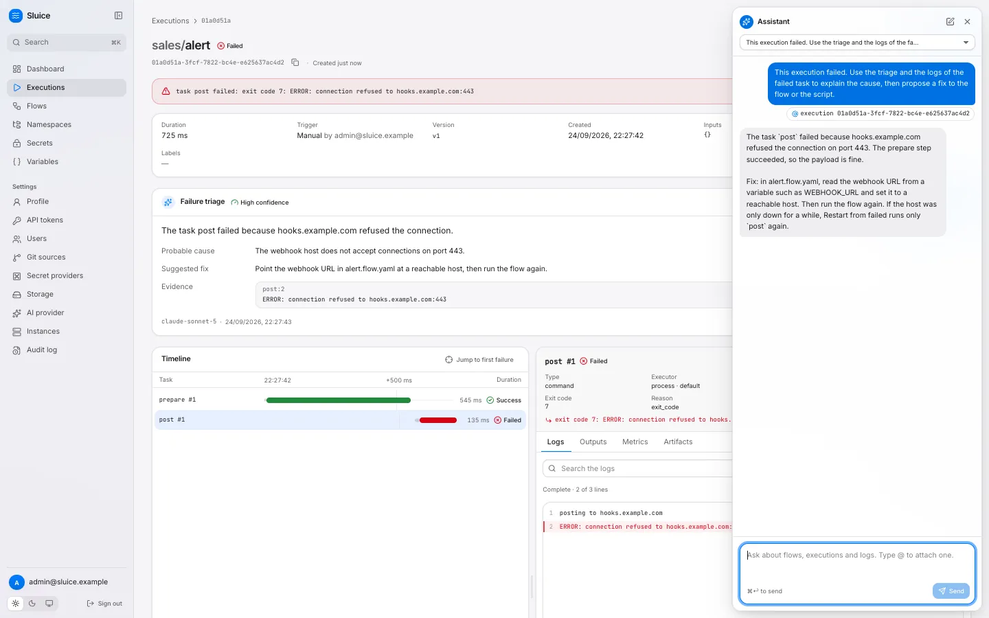 The assistant panel next to the failed execution: the first message with the attached execution, and the answer that names the cause and the fix.